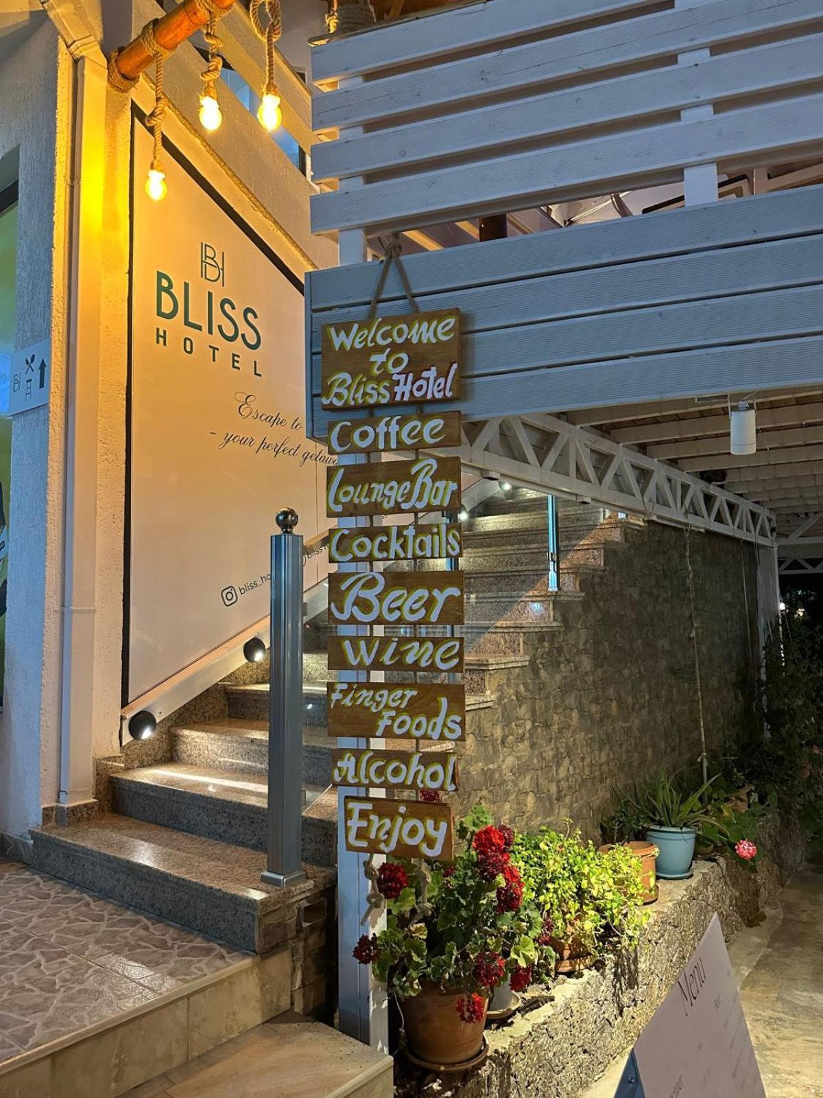 Bliss Hotel Ксаміл Екстер'єр фото